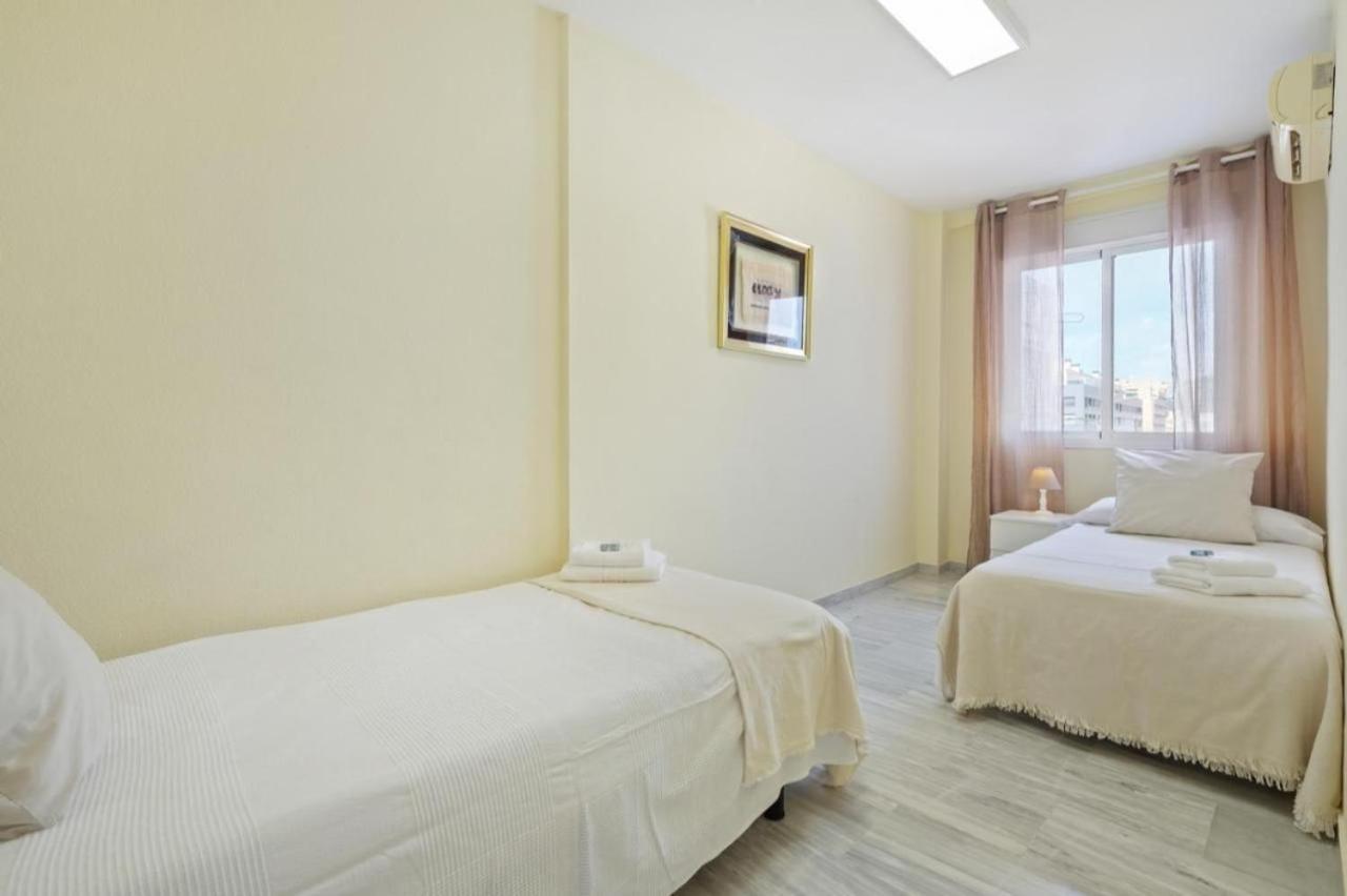 Apartamento En Calle Cuarteles De Dos Habitaciones Màlaga Exteriér fotografie